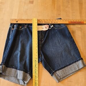 Y2K Levi's Women's Denim 515 Shorts